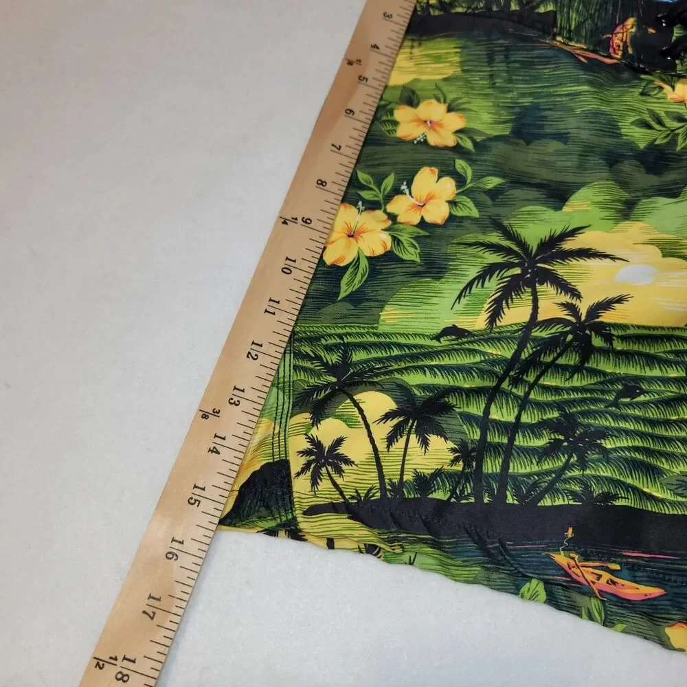 Old Navy Board Shorts Men's Size S Tropical Palm Tree Hawaiian Swim Trunks Green